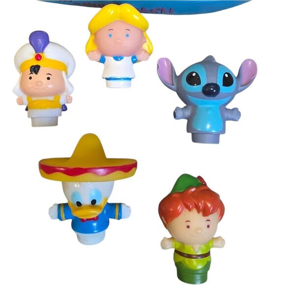 Tokyo Disneyland It's a Small World Boat Bath Toy - Picture 2 of 6